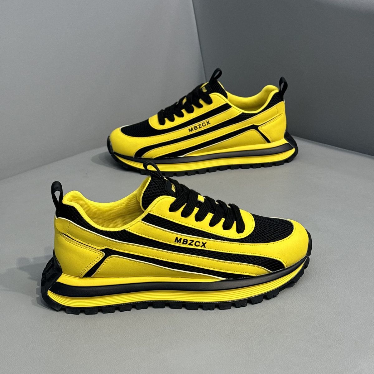 Chaussures de sport respirante - Streetwear Brand Luxury avis et prix